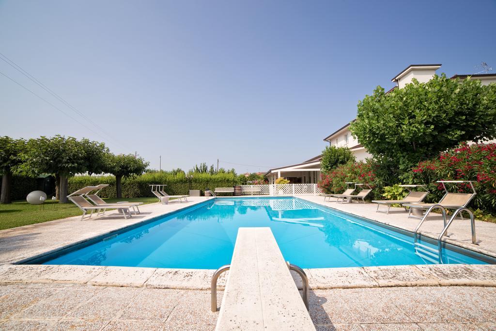 Hotel La Radice Civitanova Marche